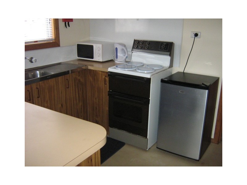 6  Urquhart Street, Queenstown TAS 7467