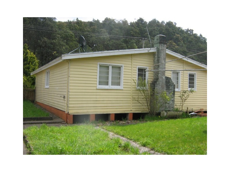 12 Penghana Road, Queenstown TAS 7467