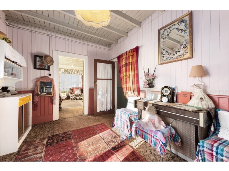 34 Bass Highway, Round Hill TAS 7320