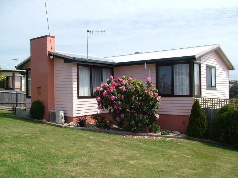 94 Stirling Street, Burnie TAS 7320