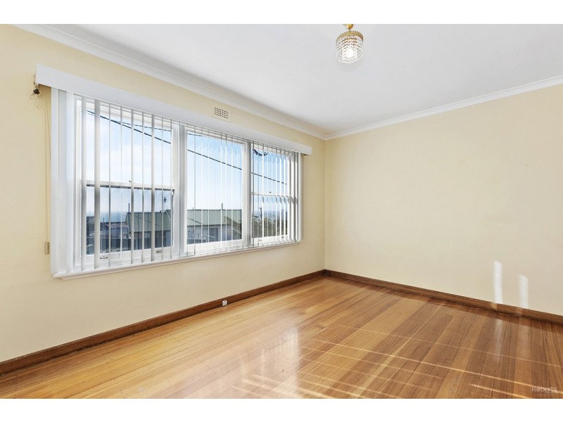 34 Malunna Crescent, Parklands TAS 7320