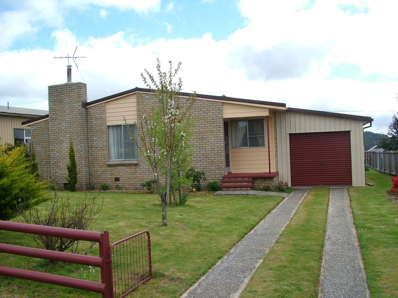 13 Collins Street, Waratah TAS 7321