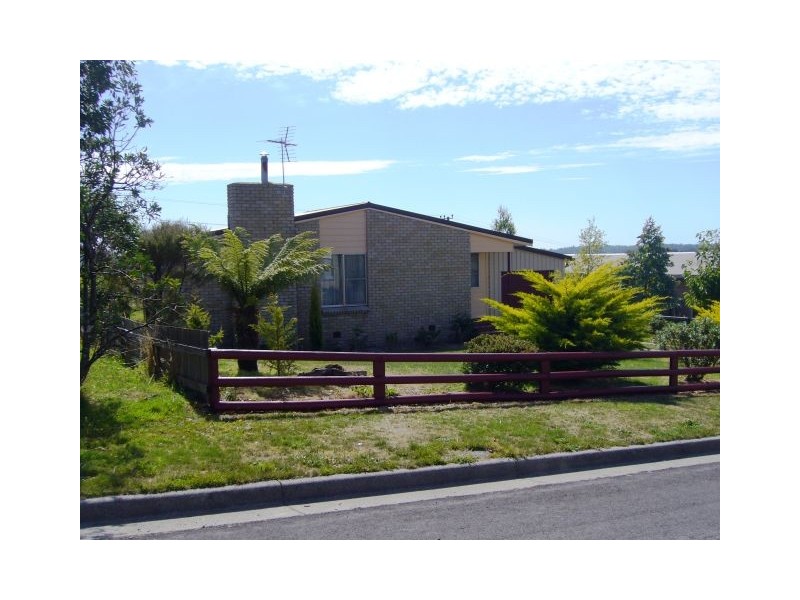 13 Collins Street, Waratah TAS 7321