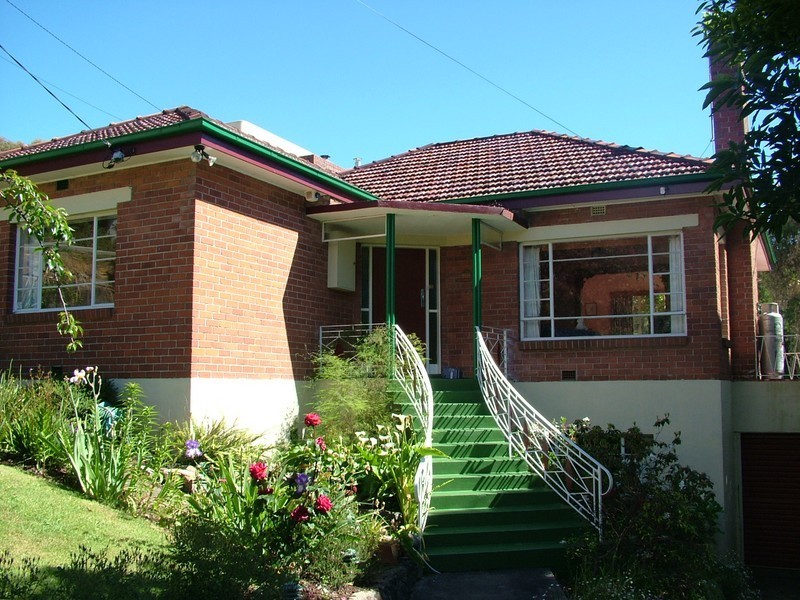 18 Aileen Crescent, Burnie TAS 7320