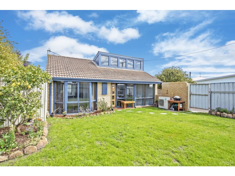 1/5 Falmouth Street, Somerset TAS 7322