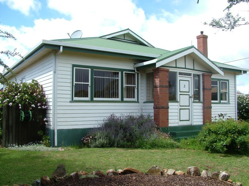 3 Deacon Street, Burnie TAS 7320