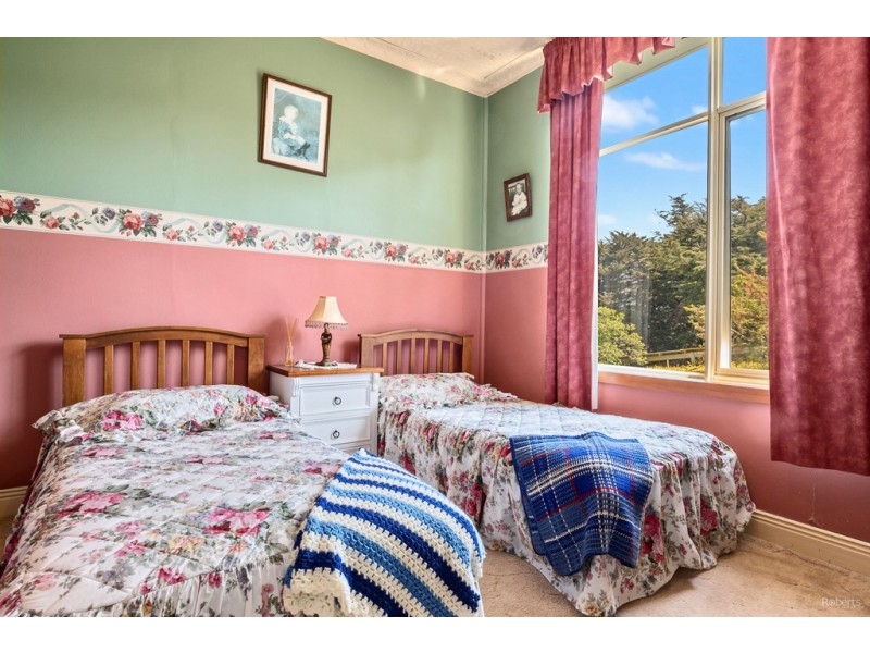 23 Dallas Road, Somerset TAS 7322