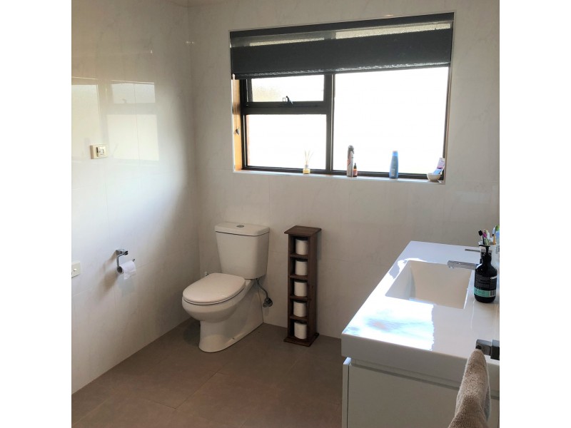 42 Manuka Drive, Romaine TAS 7320