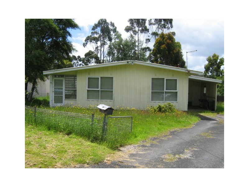 14 Fincham Street, Zeehan TAS 7469