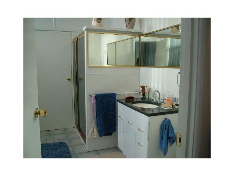 30 King Edward Street, Penguin TAS 7316
