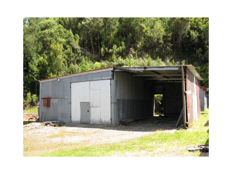 4a Urquart Street, Queenstown TAS 7467