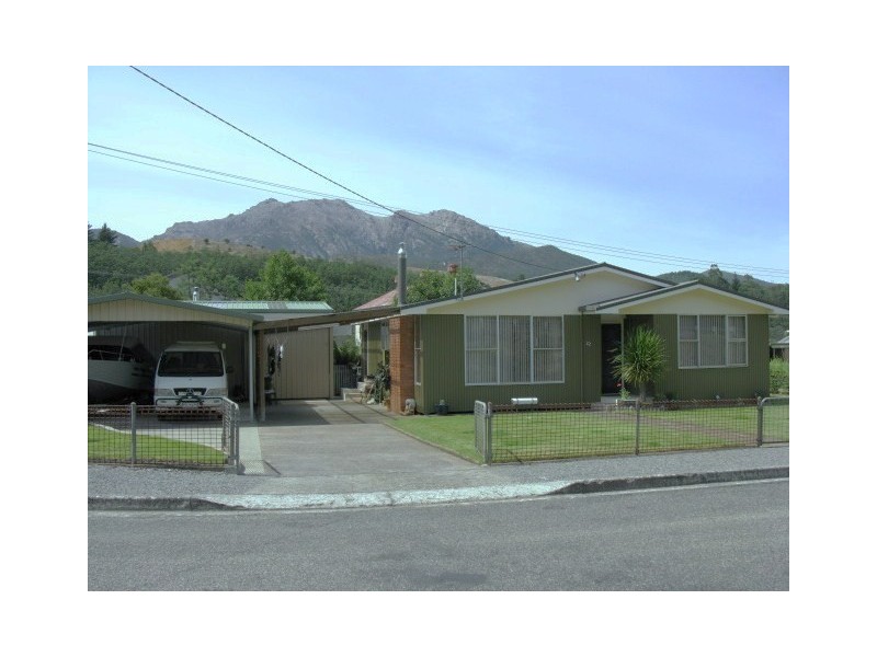22  Clark Street, Queenstown TAS 7467