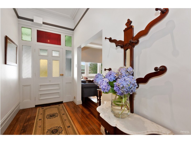 6 Harvey Street, Strahan TAS 7468