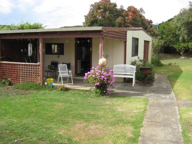 Bertram Street, Naracoopa, King Island TAS 7256