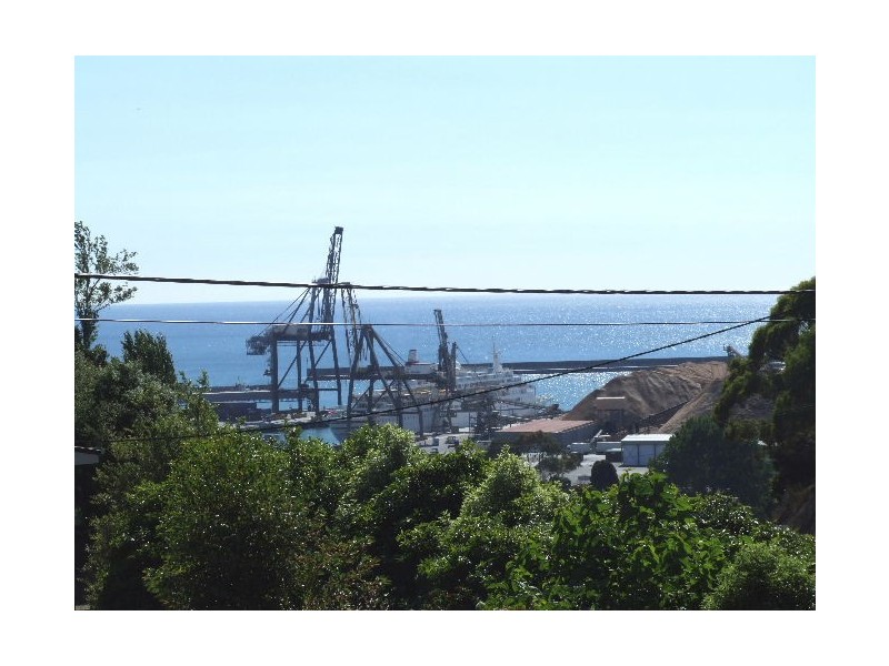 1 Aileen Crescent, Burnie TAS 7320