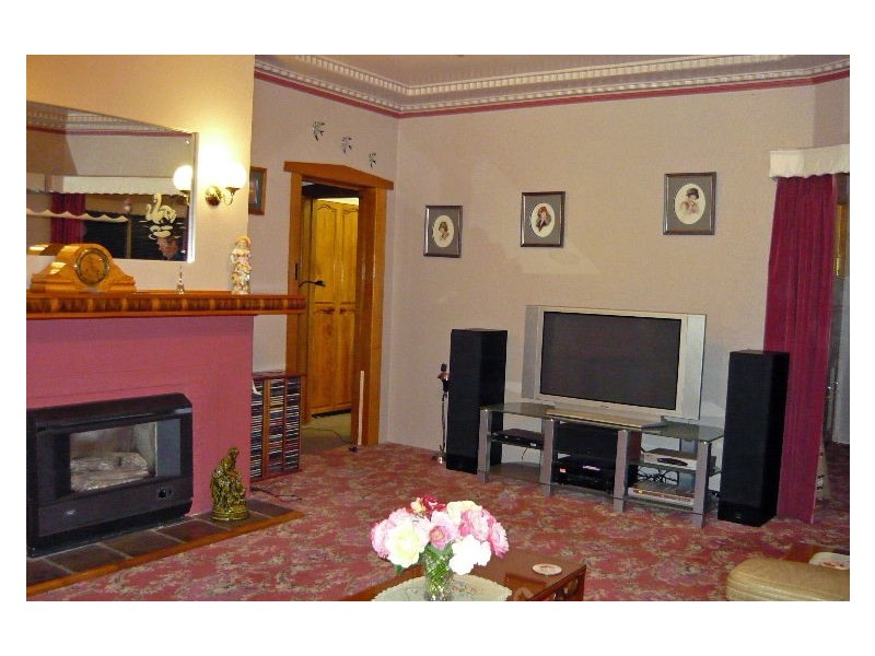 1 Aileen Crescent, Burnie TAS 7320