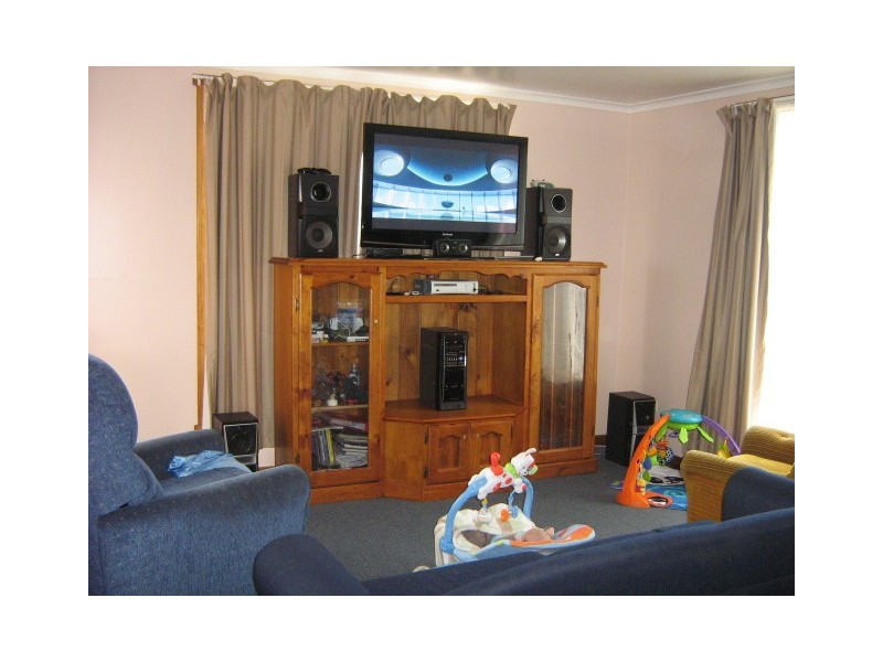 9 Shield Street, Zeehan TAS 7469