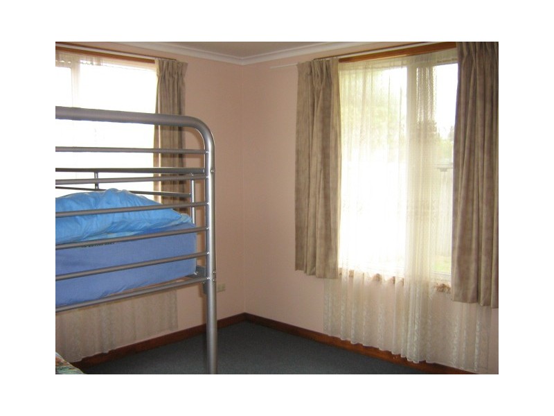 9 Shield Street, Zeehan TAS 7469