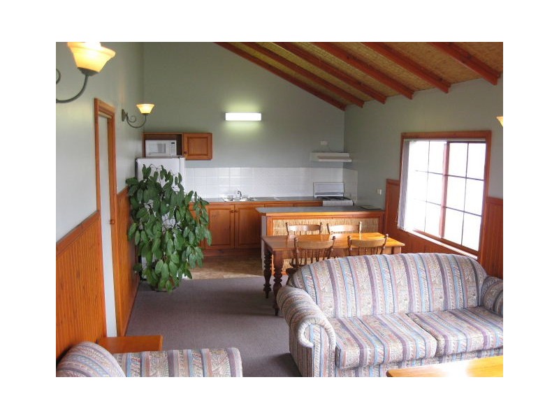 129 The Esplanade, Naracoopa, King Island TAS 7256