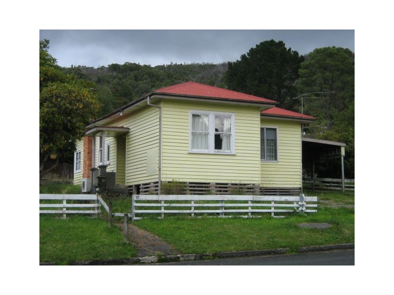 17 Dixon Street, Queenstown TAS 7467