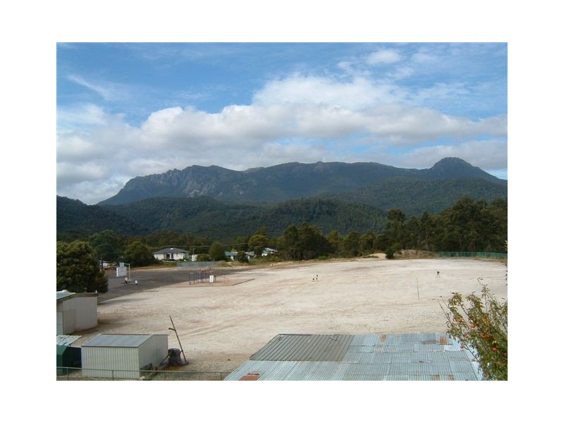 9 Morrisby Street, Rosebery TAS 7470