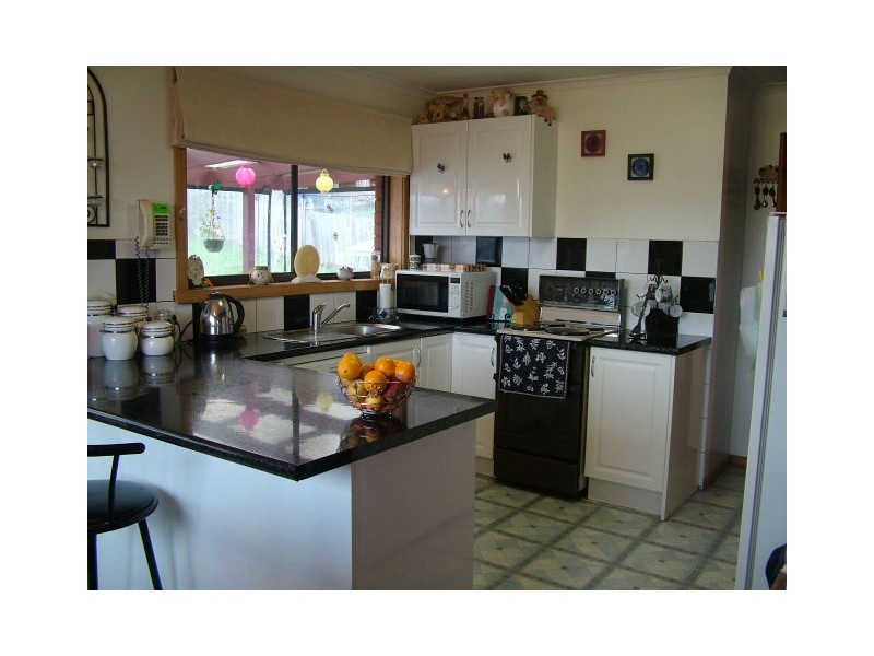 10 Mooreville Road, Burnie TAS 7320