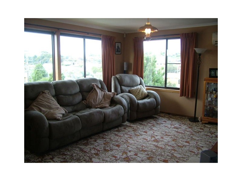 10 Mooreville Road, Burnie TAS 7320