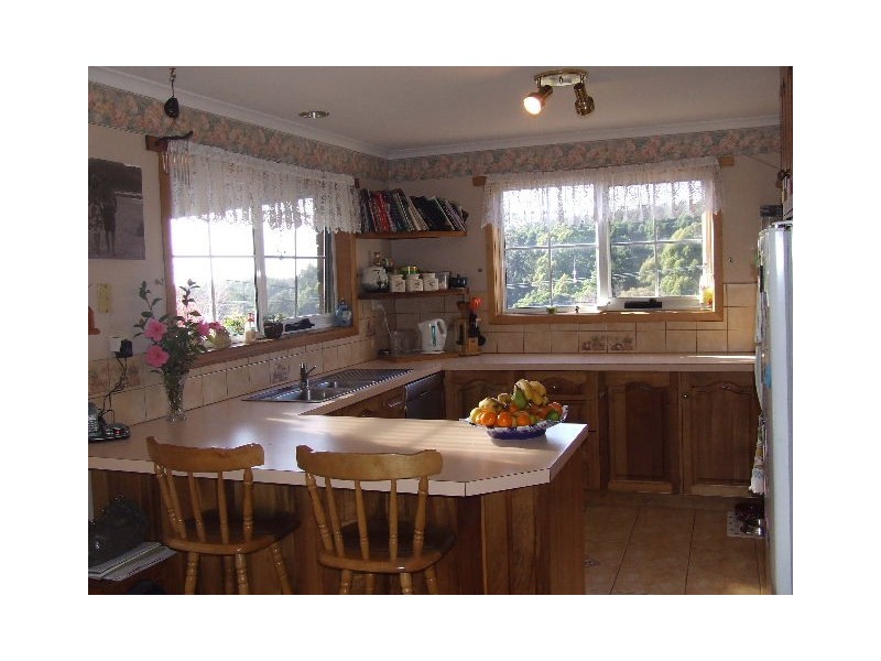 18 Blackwood Parade, Burnie TAS 7320