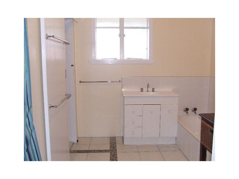 17 Wragg Street, Somerset TAS 7322