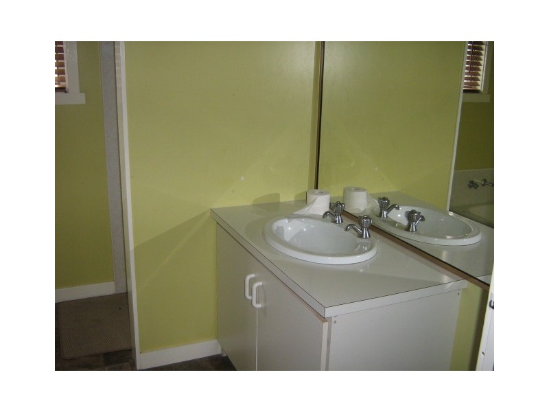 39 Main, Zeehan TAS 7469