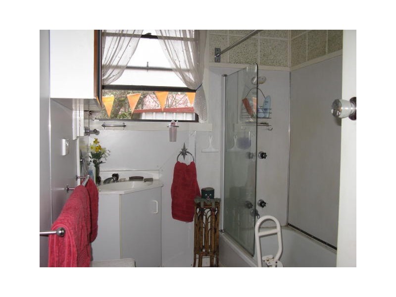 2 Huxley Cresent, Queenstown TAS 7467