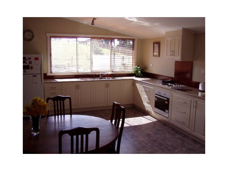 5 Corbetts, Riana TAS 7316