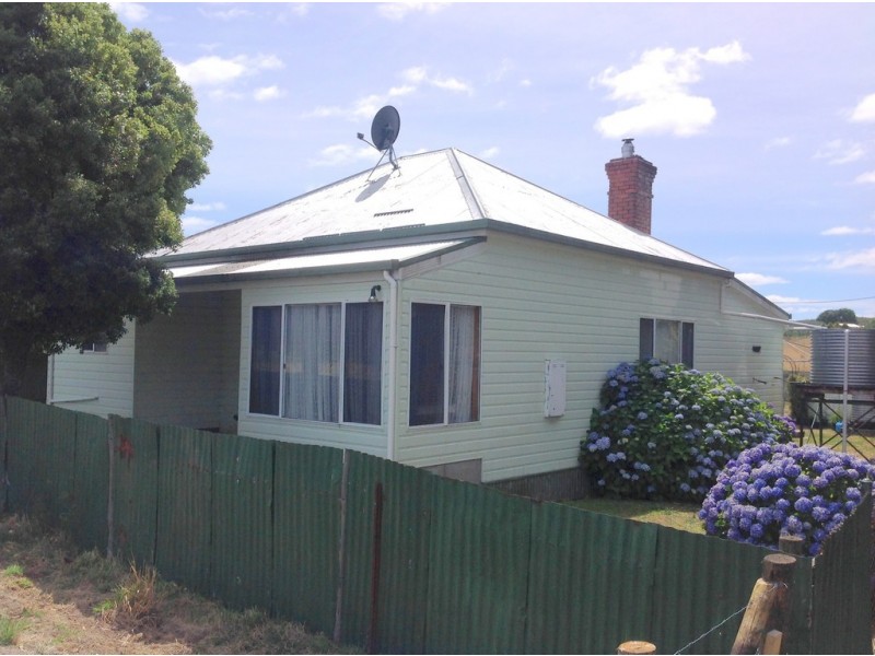 2402 Preolenna Road, Preolenna TAS 7325