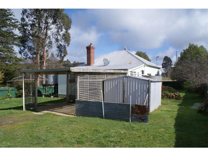 2402 Preolenna Road, Preolenna TAS 7325