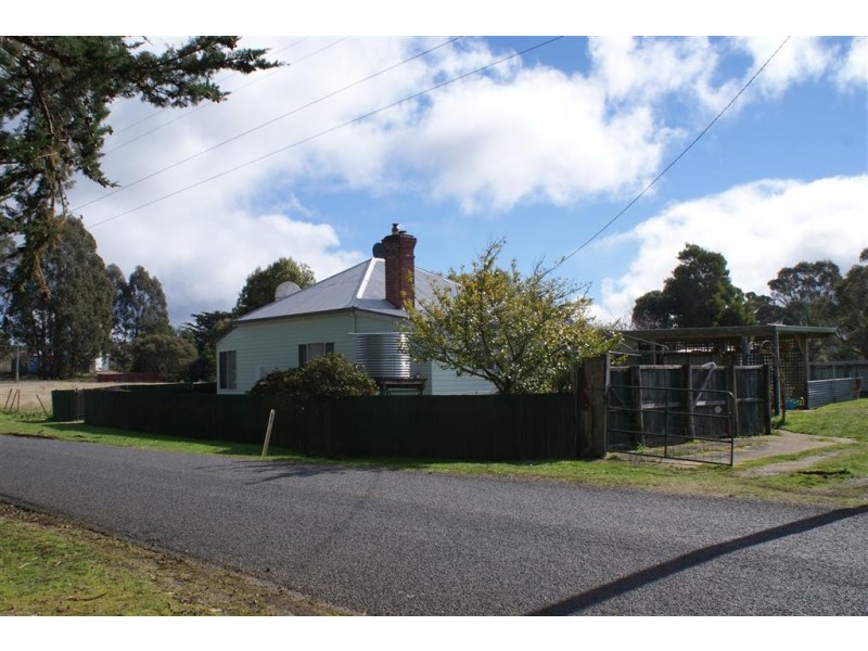 2402 Preolenna Road, Preolenna TAS 7325