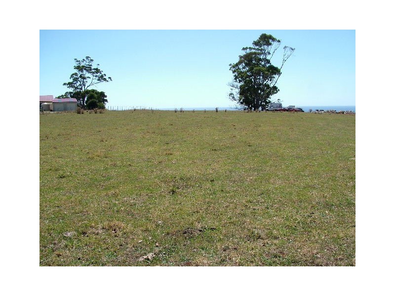 177/179  Zig Zag Road, Sulphur Creek TAS 7316