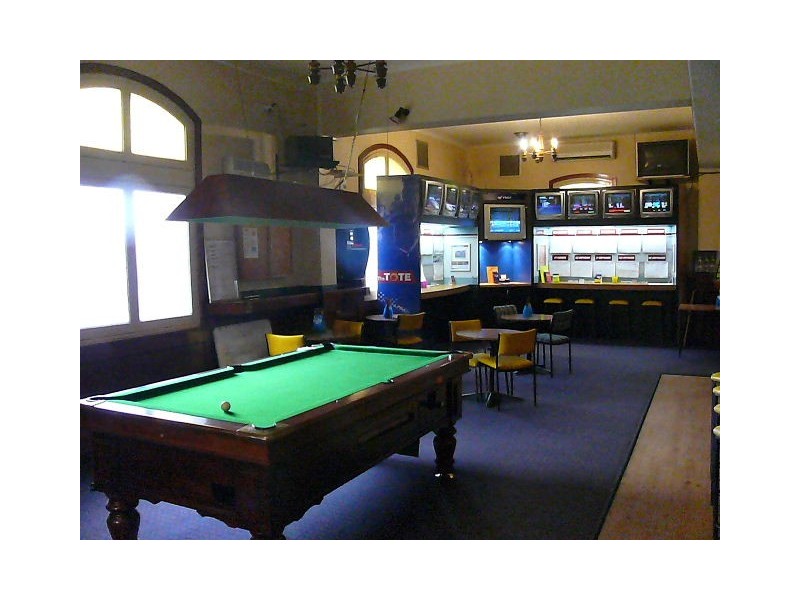 99-105 Main Street, Zeehan TAS 7469