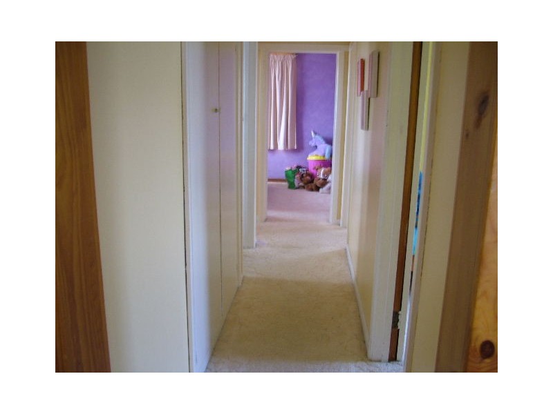 27 Woodward Avenue, Burnie TAS 7320