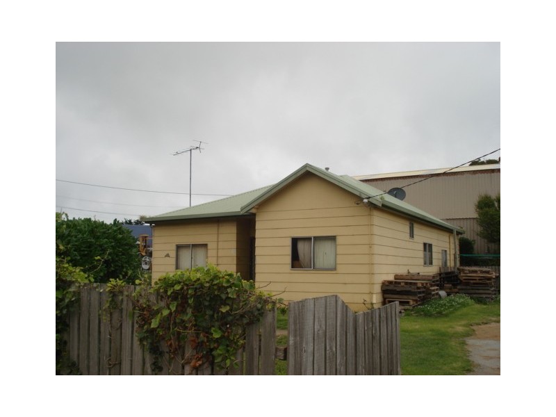 10 Edward Street, King Island TAS 7256
