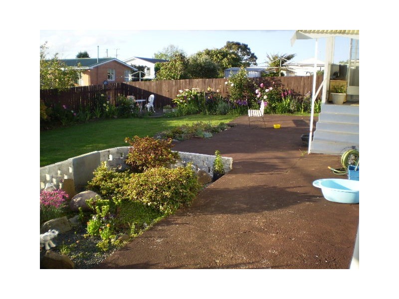 14 Ronald Street, Somerset TAS 7322