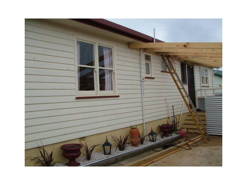 9 Madden Street, Burnie TAS 7320