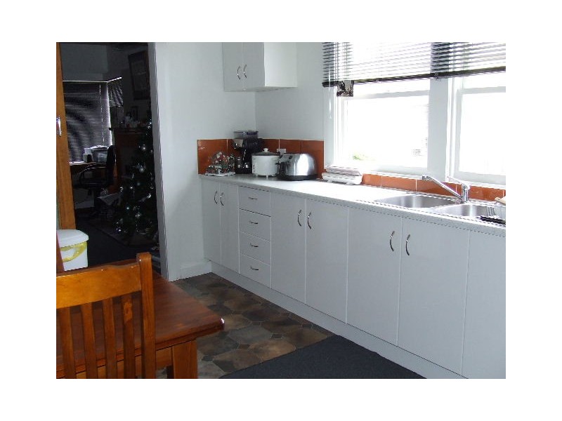 8 Oates Street, Burnie TAS 7320