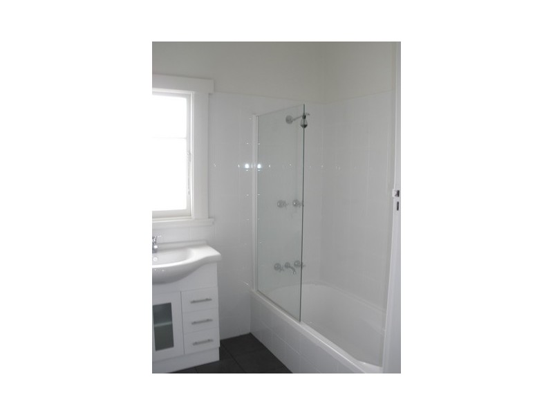 8 Oates Street, Burnie TAS 7320