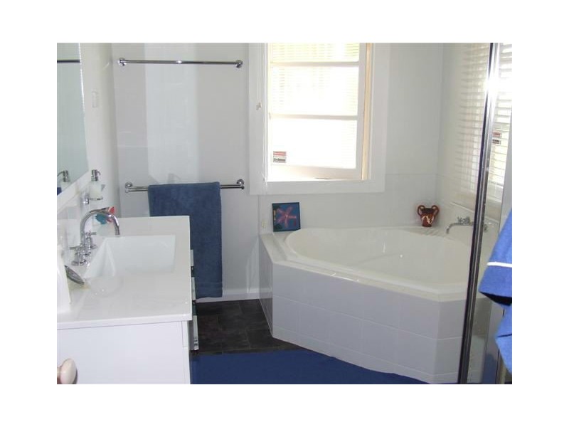 26 Epsom Road, Penguin TAS 7316