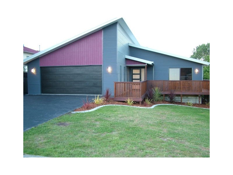 5  Simpson Street, Somerset TAS 7322