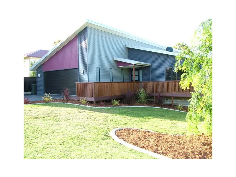 5  Simpson Street, Somerset TAS 7322