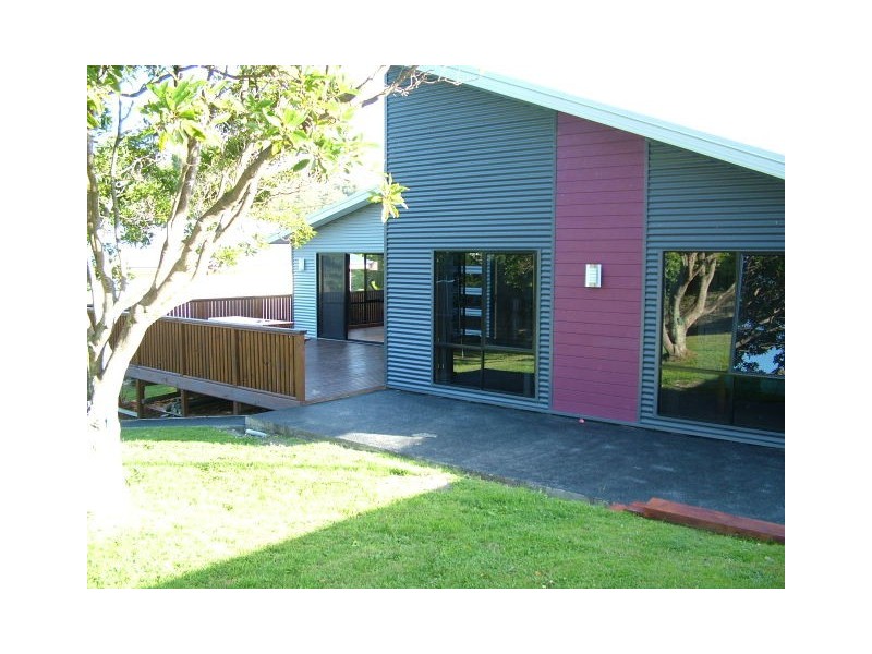 5  Simpson Street, Somerset TAS 7322