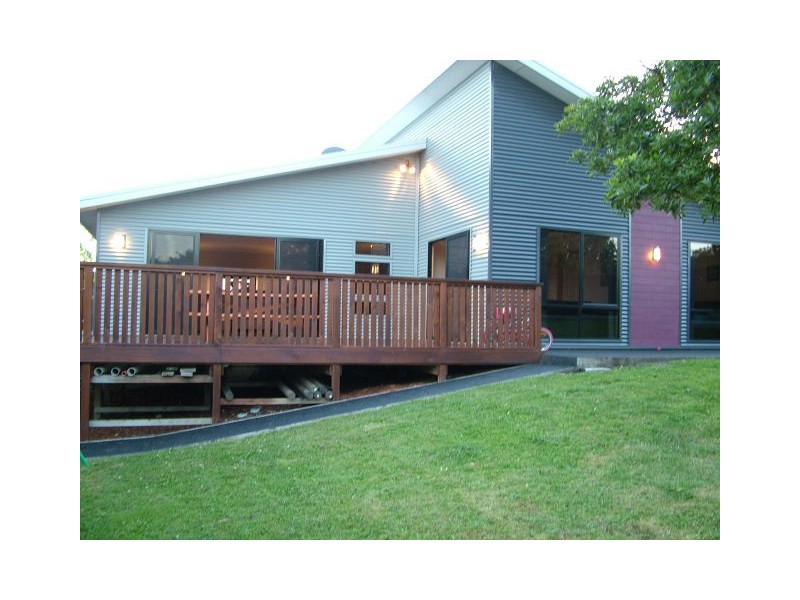 5  Simpson Street, Somerset TAS 7322