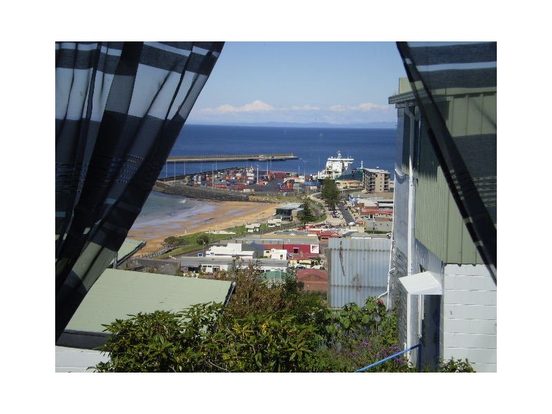 37 Princes Street, Burnie TAS 7320
