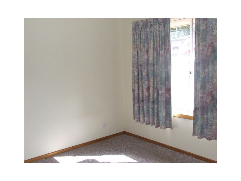 5 Sampson Street, Burnie TAS 7320